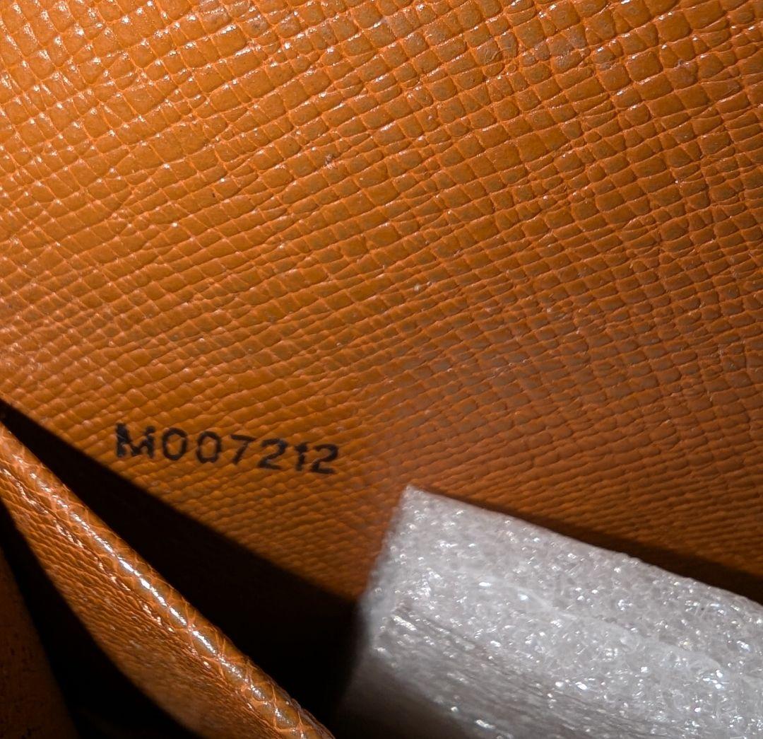 LOUIS VUITTON ルイヴィトン ポルトフォイユ・サラ 二つ折り財布