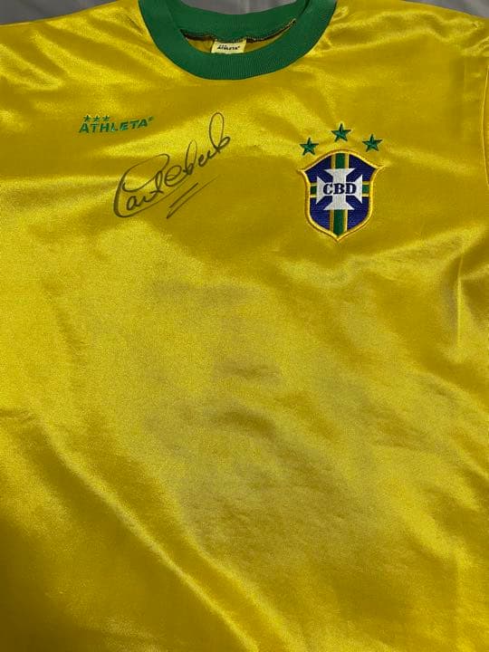 カルロスアウベルト直筆サイン入りユニフォーム