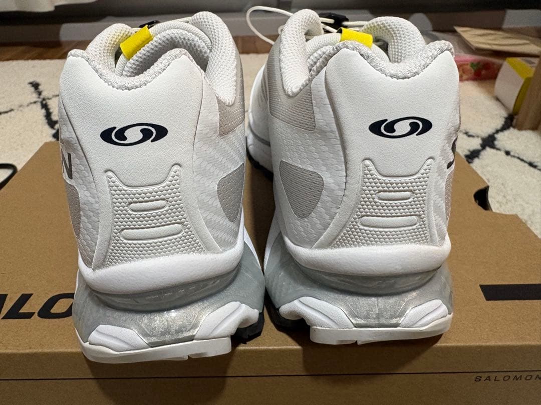 SALOMON XT-4 OG ホワイト スニーカー　24.5cm