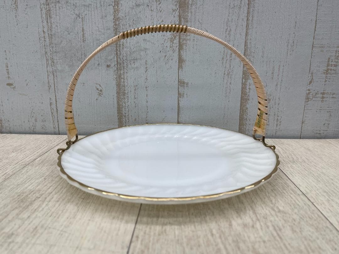 ファイヤーキング ミルクガラス ケーキ皿 小皿 ゴールデンシェル 金彩 6点