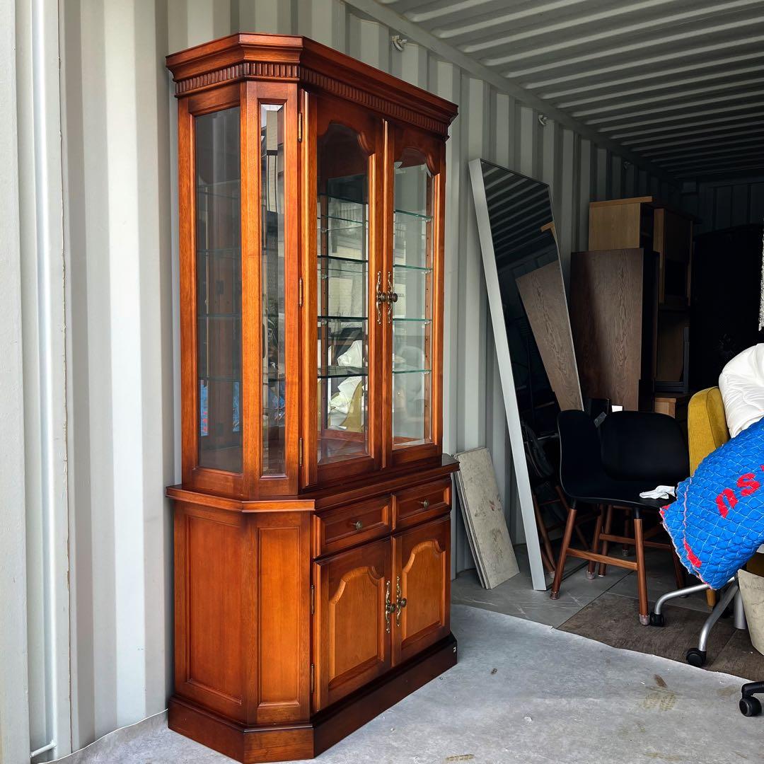 取付無料！コスガ家具 リージェントハウス アンティーク調飾り棚 キュリオケース✨