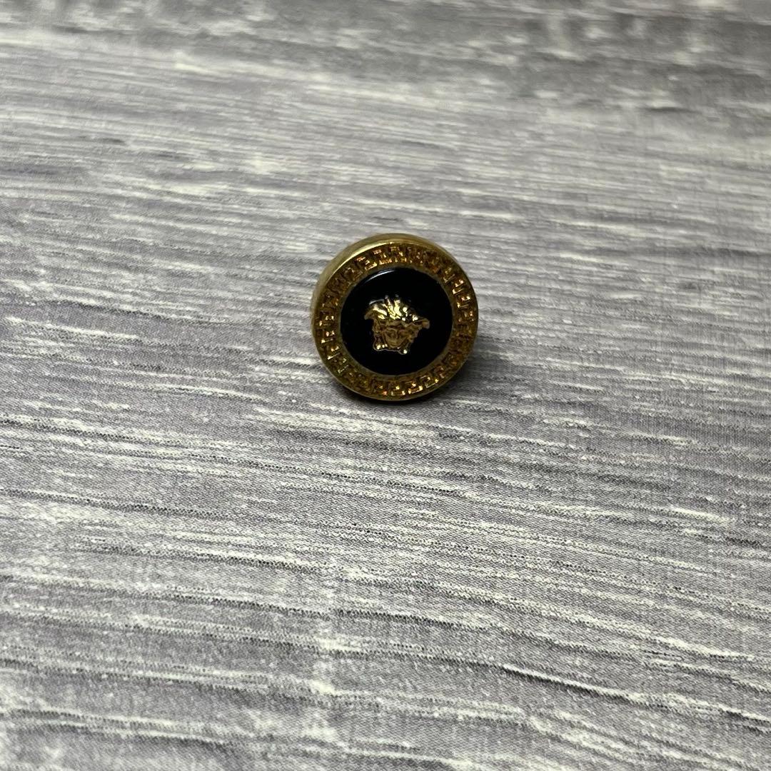 VERSACE ゴールドピアス(片耳用)