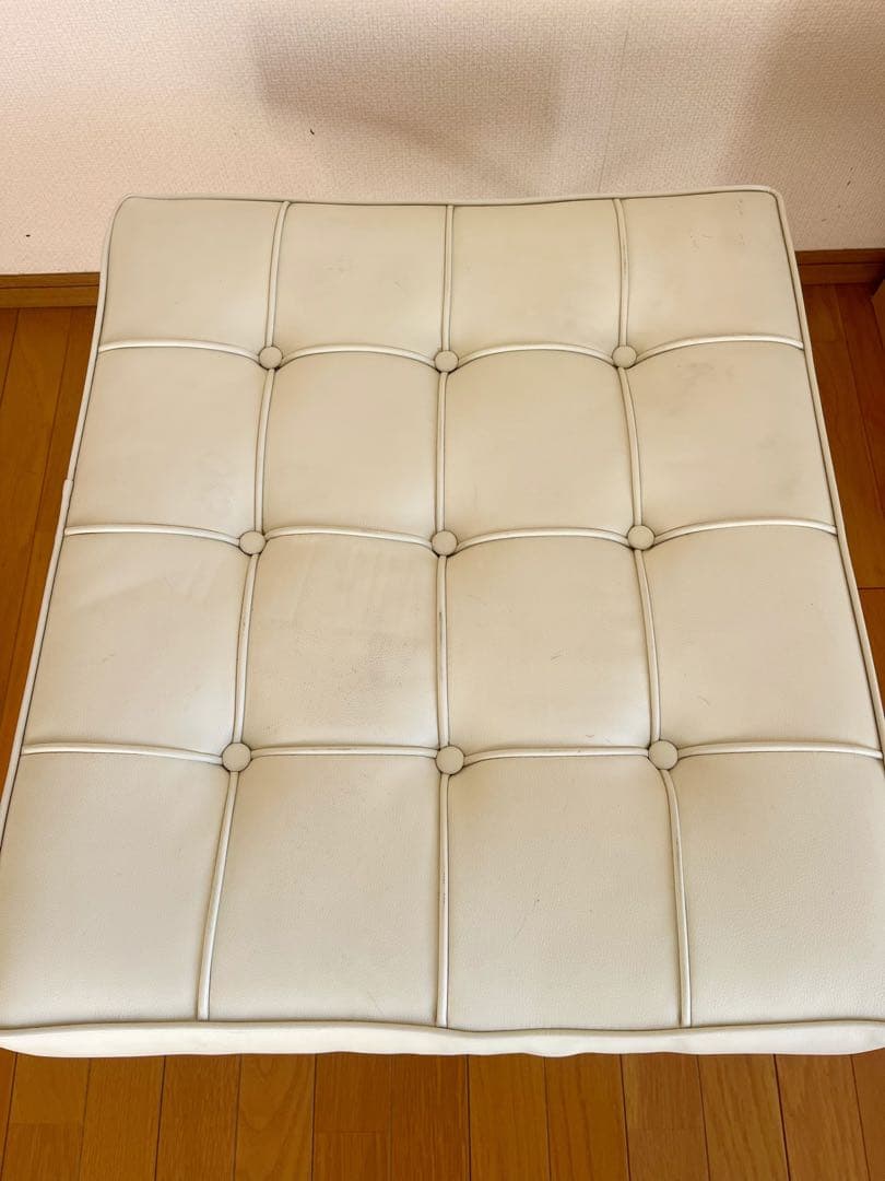 『バルセロナチェア』オットマン リプロダクト品　ダメージあり