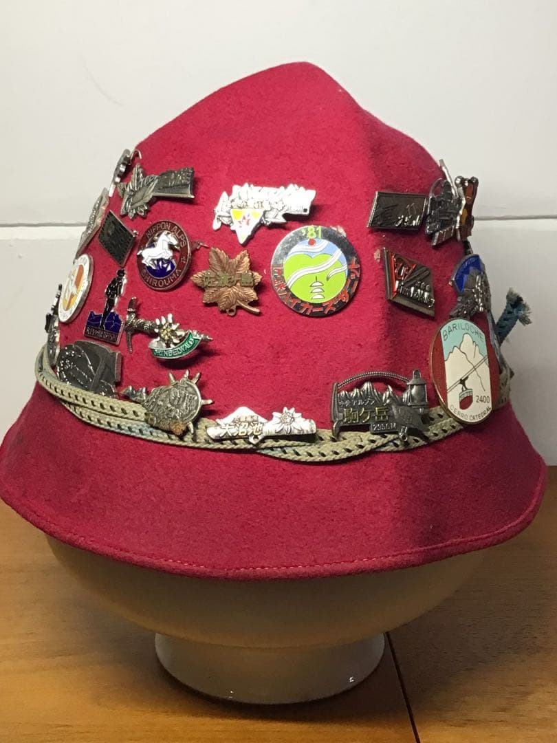 棋士/作家遺品 マウンテンハット 1950~80年代登山バッチ48点付きラビット