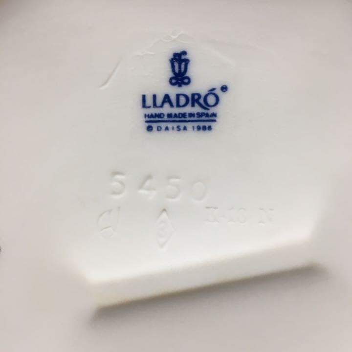 リアドロ　少年と少女と犬