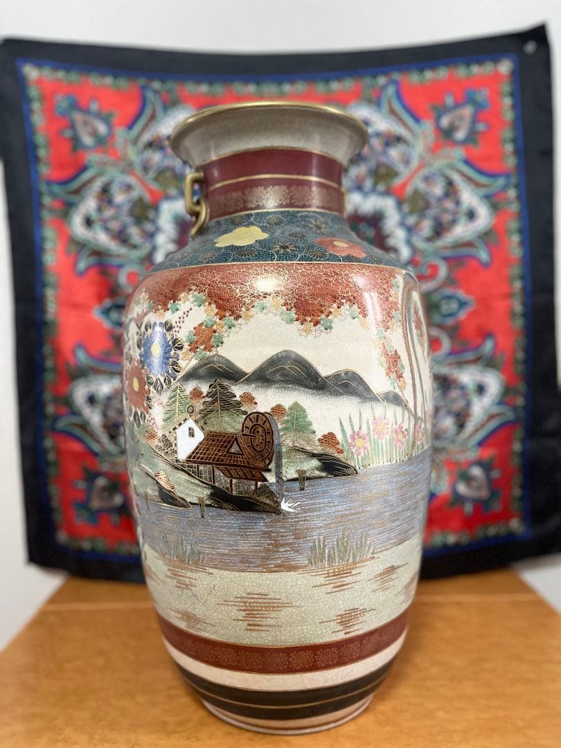 手描き陶器 花瓶 中型