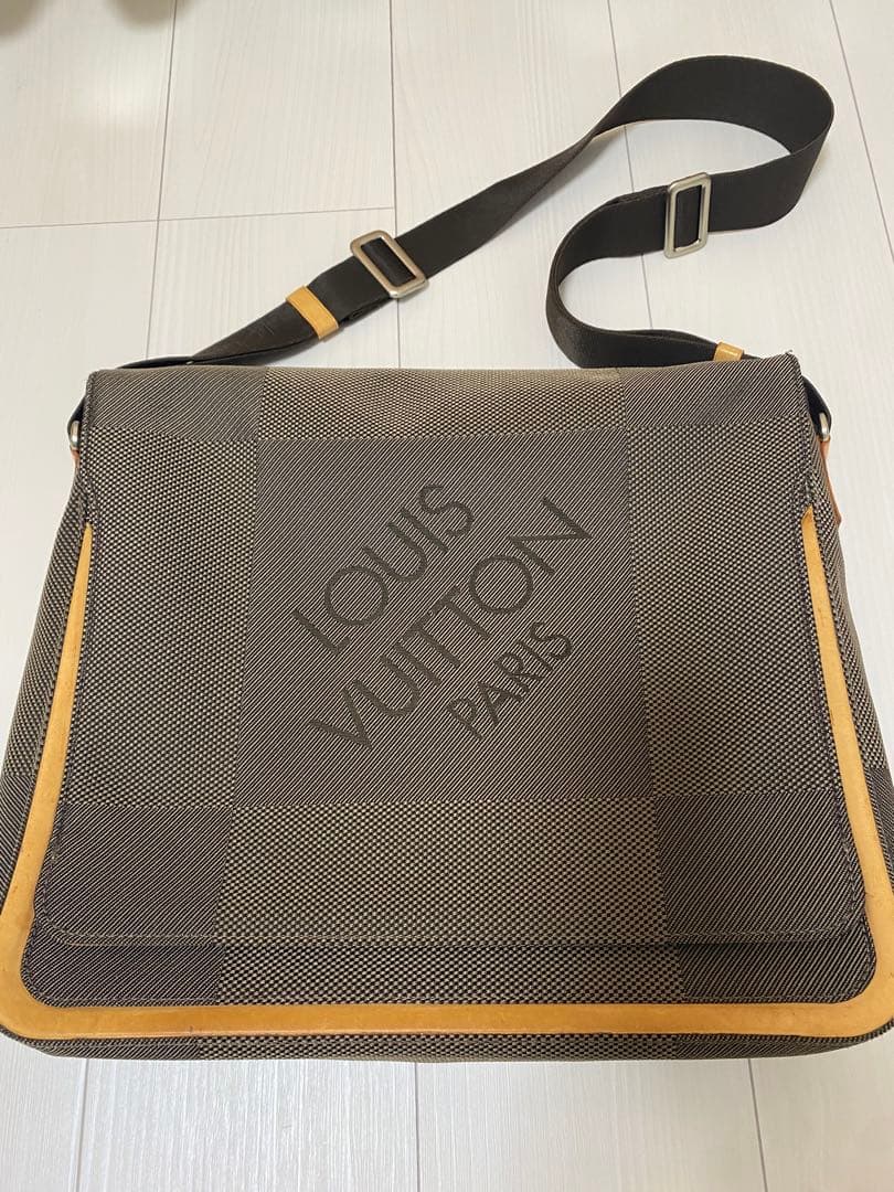 ルイ ヴィトン ダミエジェアン メサジェ メッセンジャーバッグ