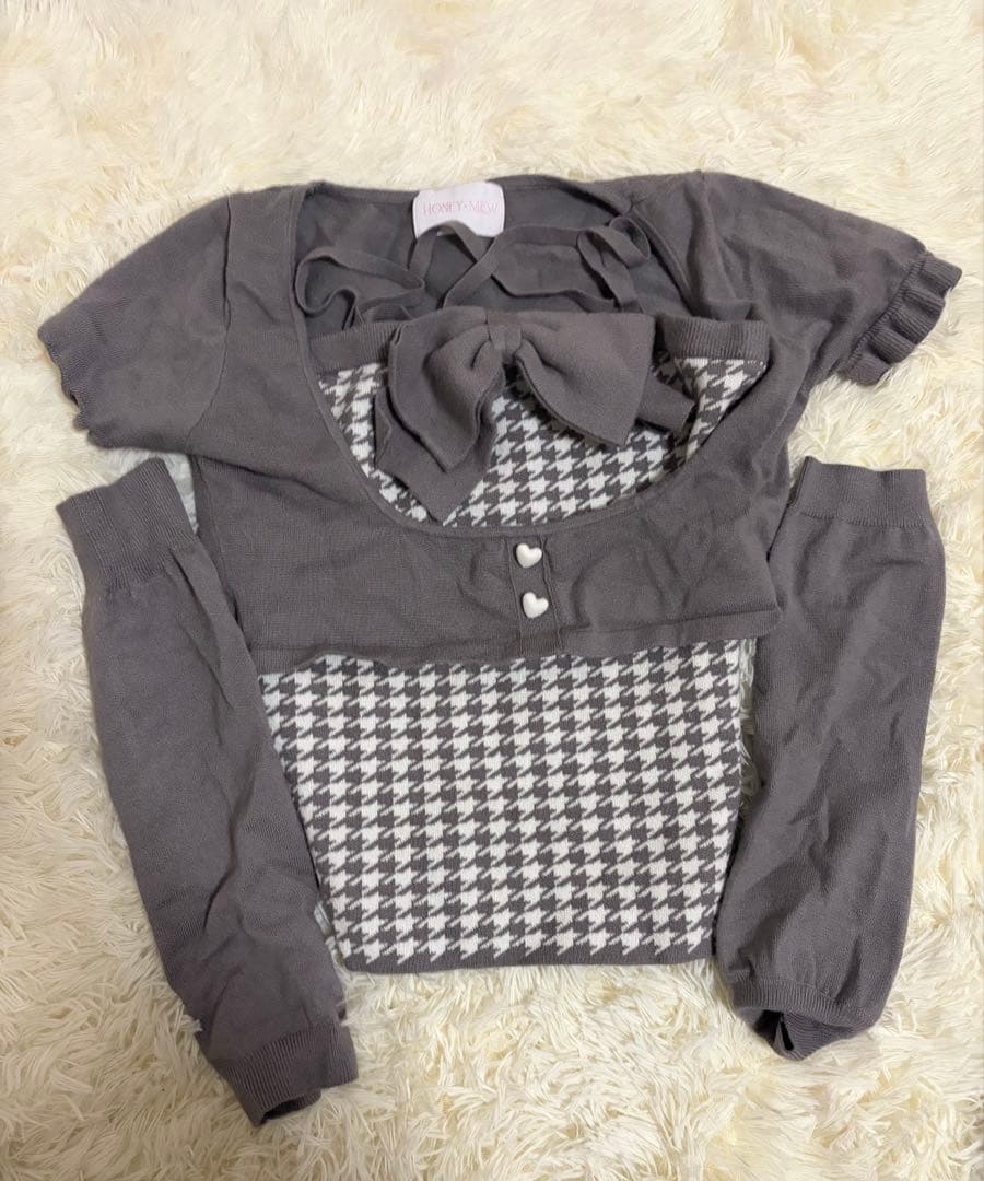 ミシェルマカロン　イモ　ビッグリボンアンサンブルトップス　ハニーミュウ　グレー