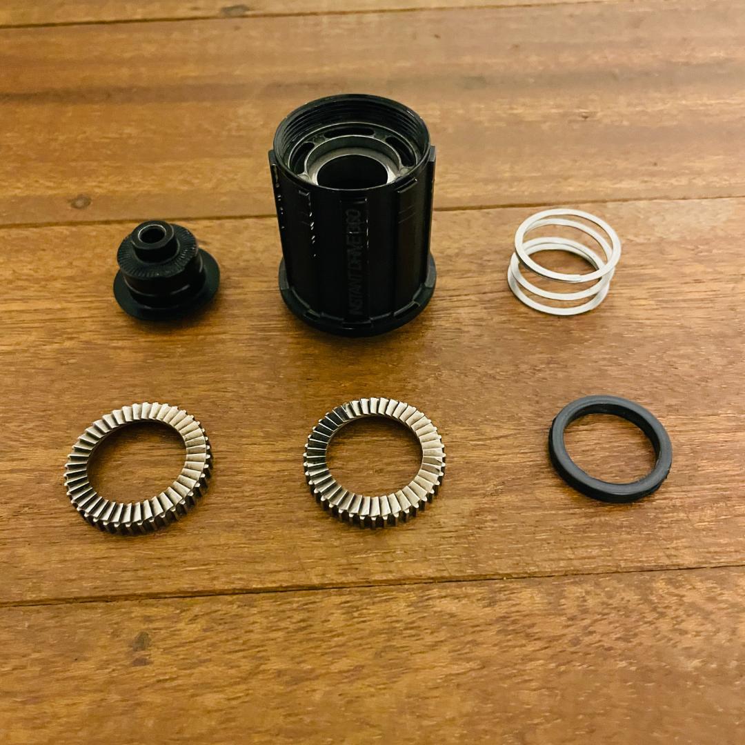 MAVIC COSMIC SLR 40 UST 前後ホイール（リムブレーキ用）