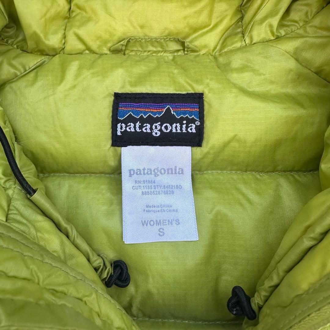 patagonia ダウンジャケット　ライムグリーン