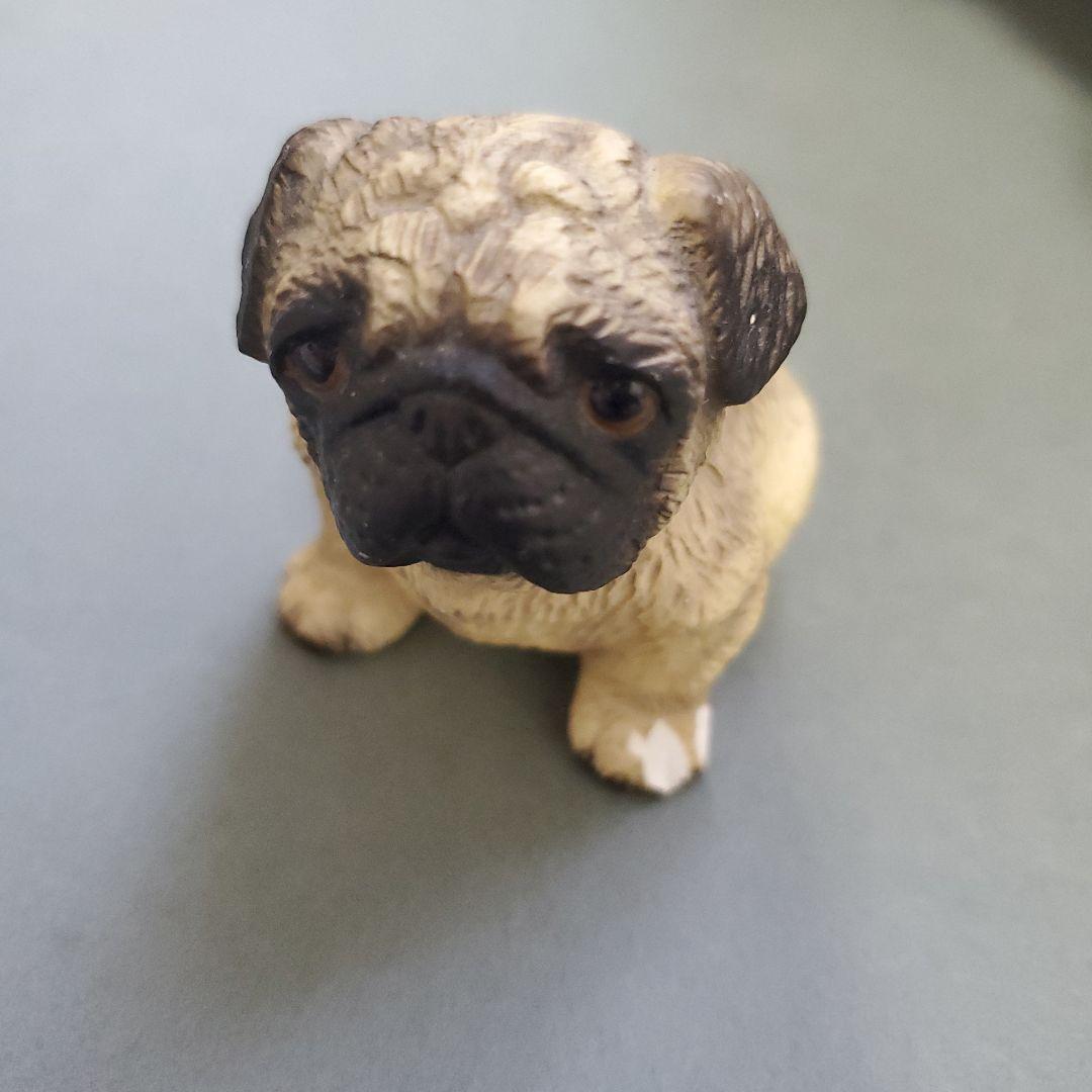 置物　動物置物　陶器　パグ　犬　オブジェ　インテリア　玄関用品　用品　ガーデン