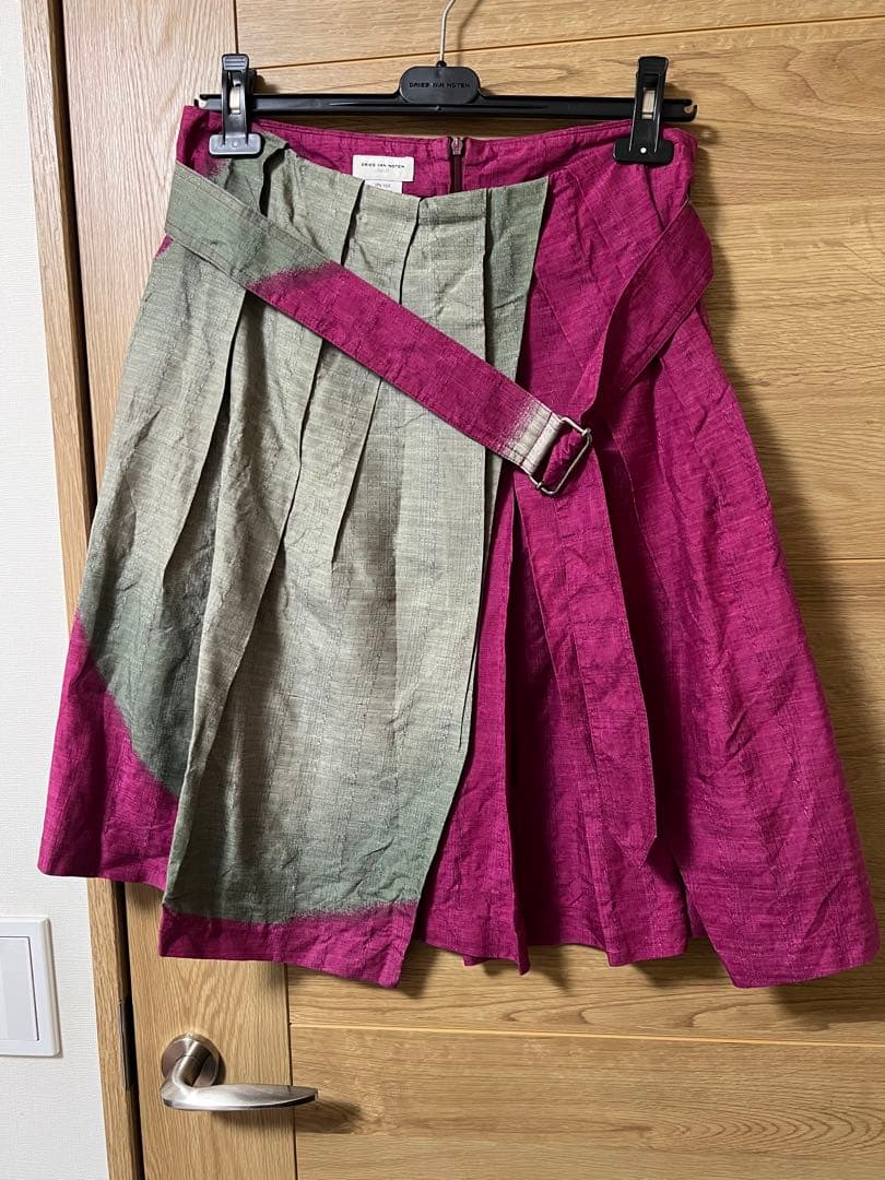 DRIES VAN NOTEN スカート