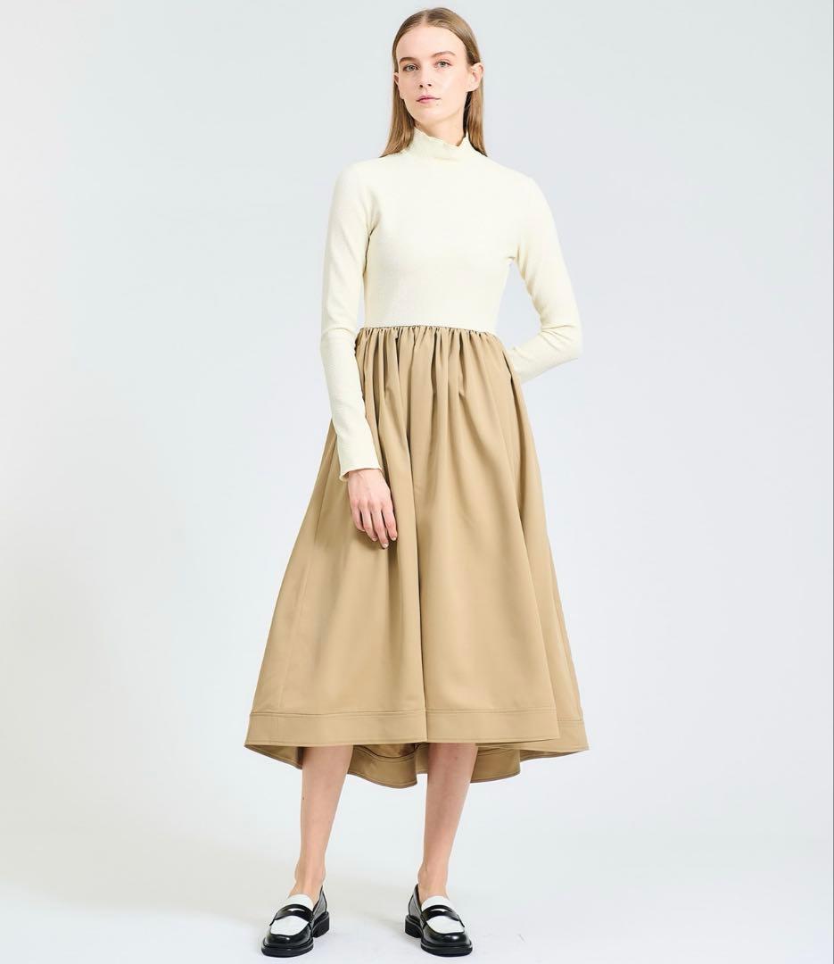 極美品✨エストネーション　24AW ドッキングワンピース　38 オフ白　ベージュ