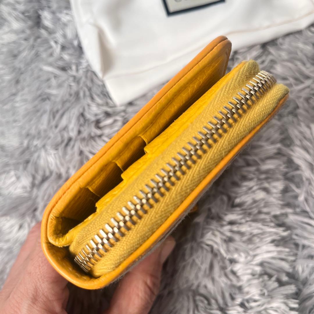 GUCCI 折り財布　GGキャンバス イエロー　ラウンドファスナー