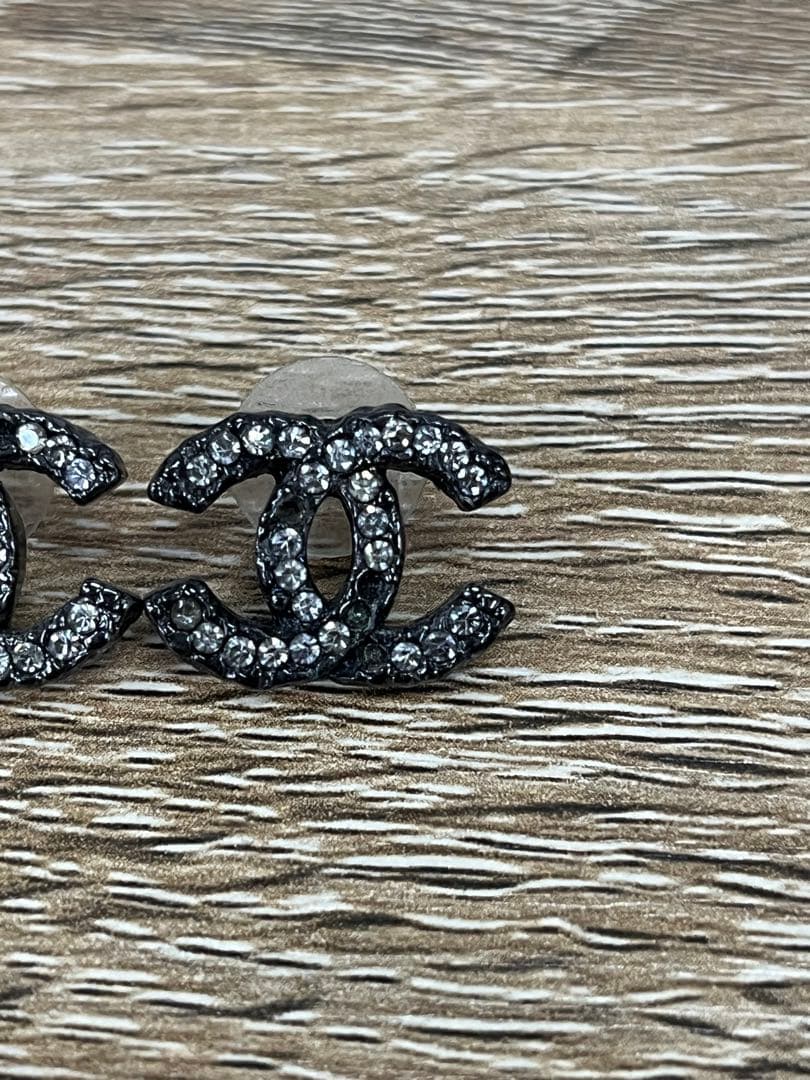 T*T様 CHANEL訳ありピアス 現状品