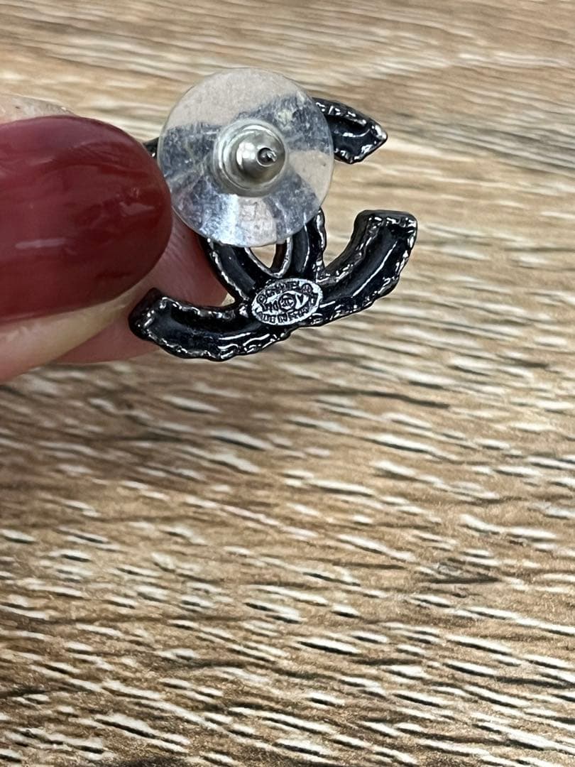 T*T様 CHANEL訳ありピアス 現状品