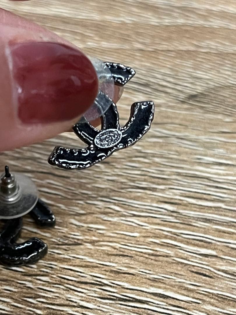 T*T様 CHANEL訳ありピアス 現状品