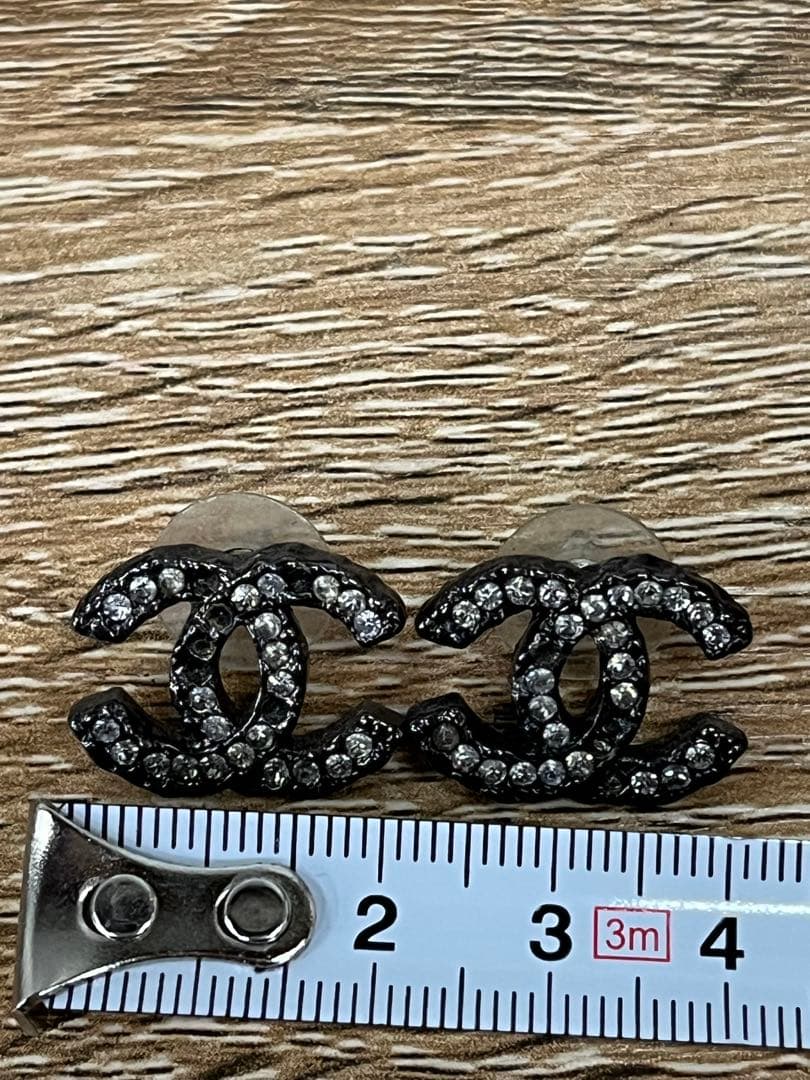 T*T様 CHANEL訳ありピアス 現状品
