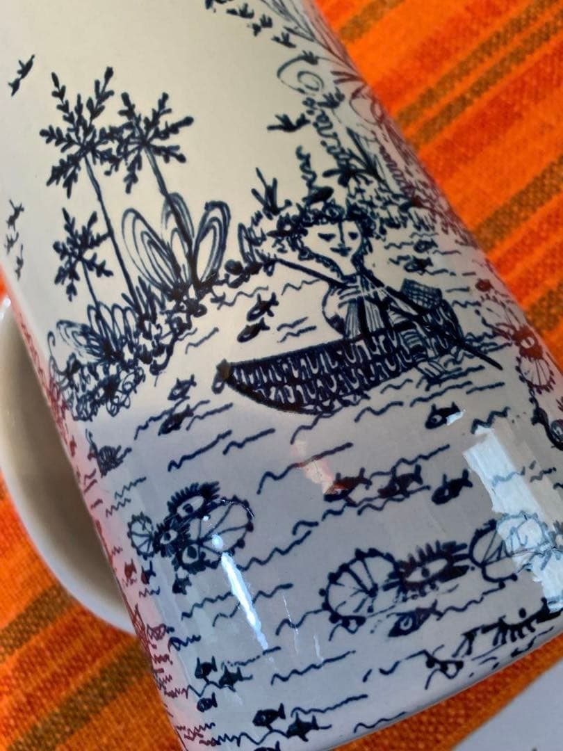 ビヨンヴィンブラッド　レアなビンテージニモール窯のユニークなジョッキ型大型花瓶！