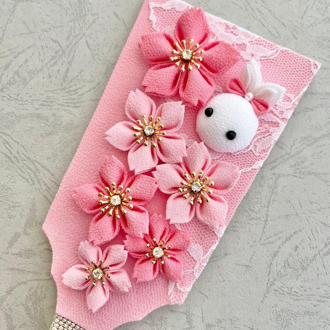 桜とうさぎの羽子板飾り　ハンドメイド　桃の節句　ひな祭り　可愛い　つまみ細工