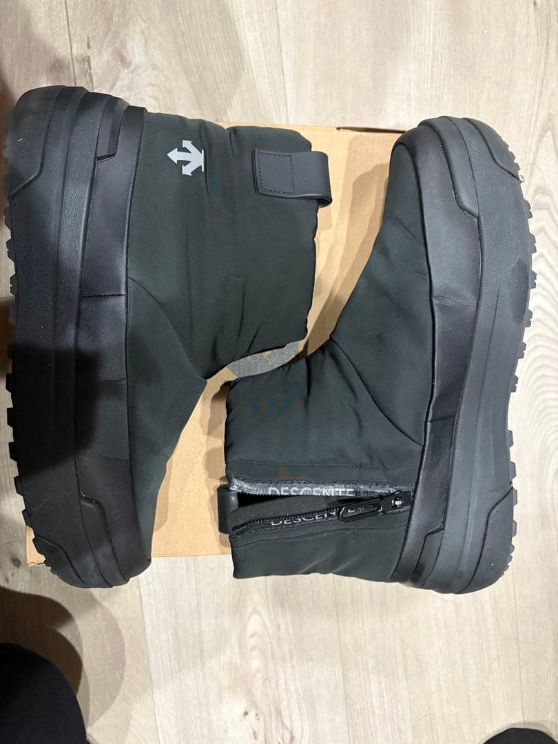 DESCENTE ブラック スノーブーツ　27センチ