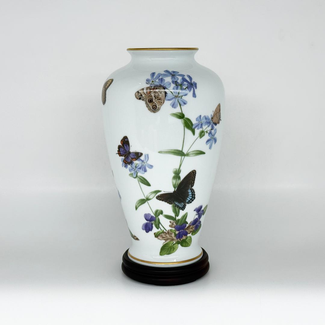 美品 フランクリンポーセリン 牧場の蝶 花瓶