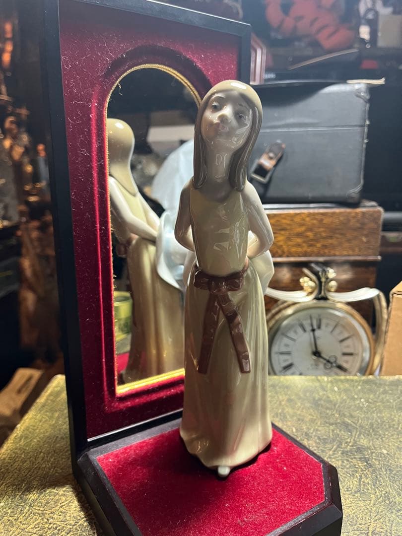 リヤドロ人形、L L.ADRO、1978、5006公式人形、バックミラー付き