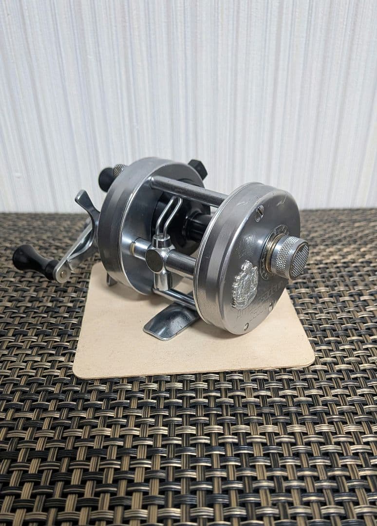 美品 初期型 abu 2500c ショートハンドル アブ 2500c 76年製