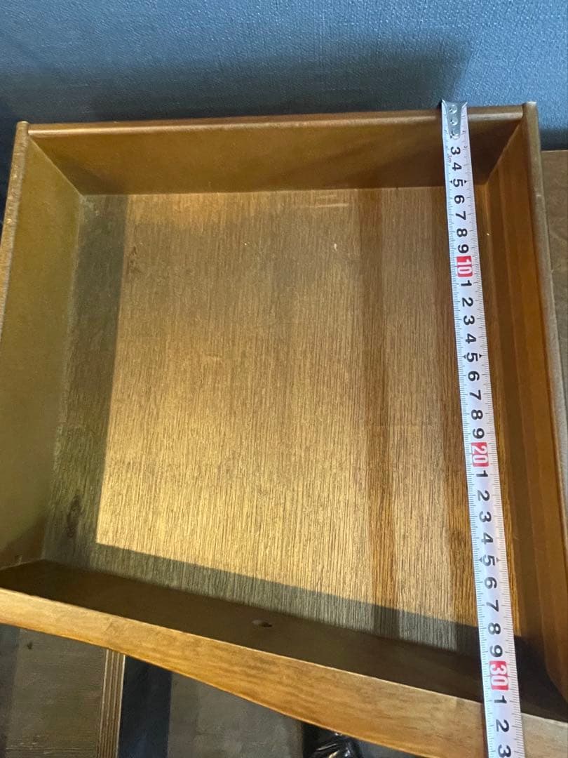 美しいデザインと上質な質感　アンティーク　コンソールテーブル