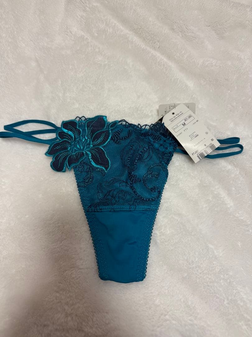 サルート/RAVIJOUR タグ付きショーツ4点