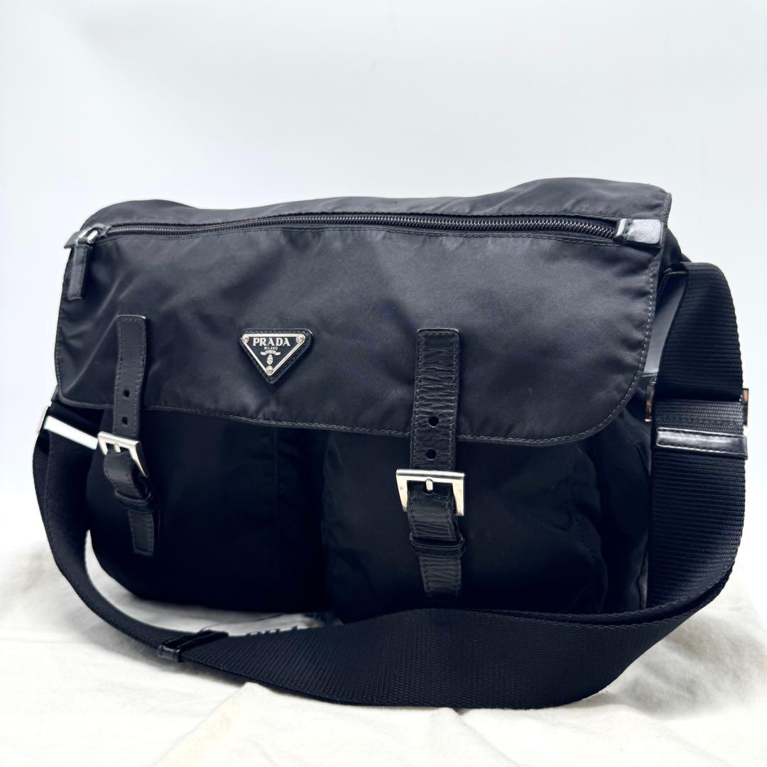 【近年モデル✨】プラダ メッセンジャーバッグ テスートナイロン レザー 黒
