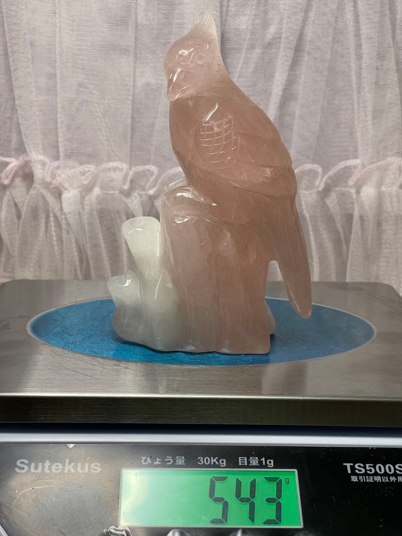 大きい❣️天然水晶 高品質 ローズクォーツ 鳥　手彫リ543g 置物  綺麗