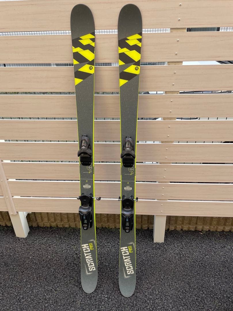 レディース　スキー・ポールセット