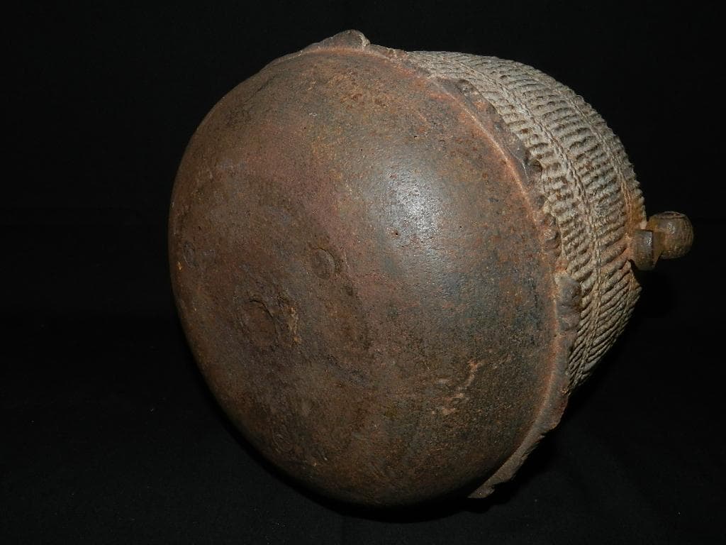 O18値下品 茶￼道具 江戸期 小槌環付き形 俵形白肌鐵地 亀摘み蓋