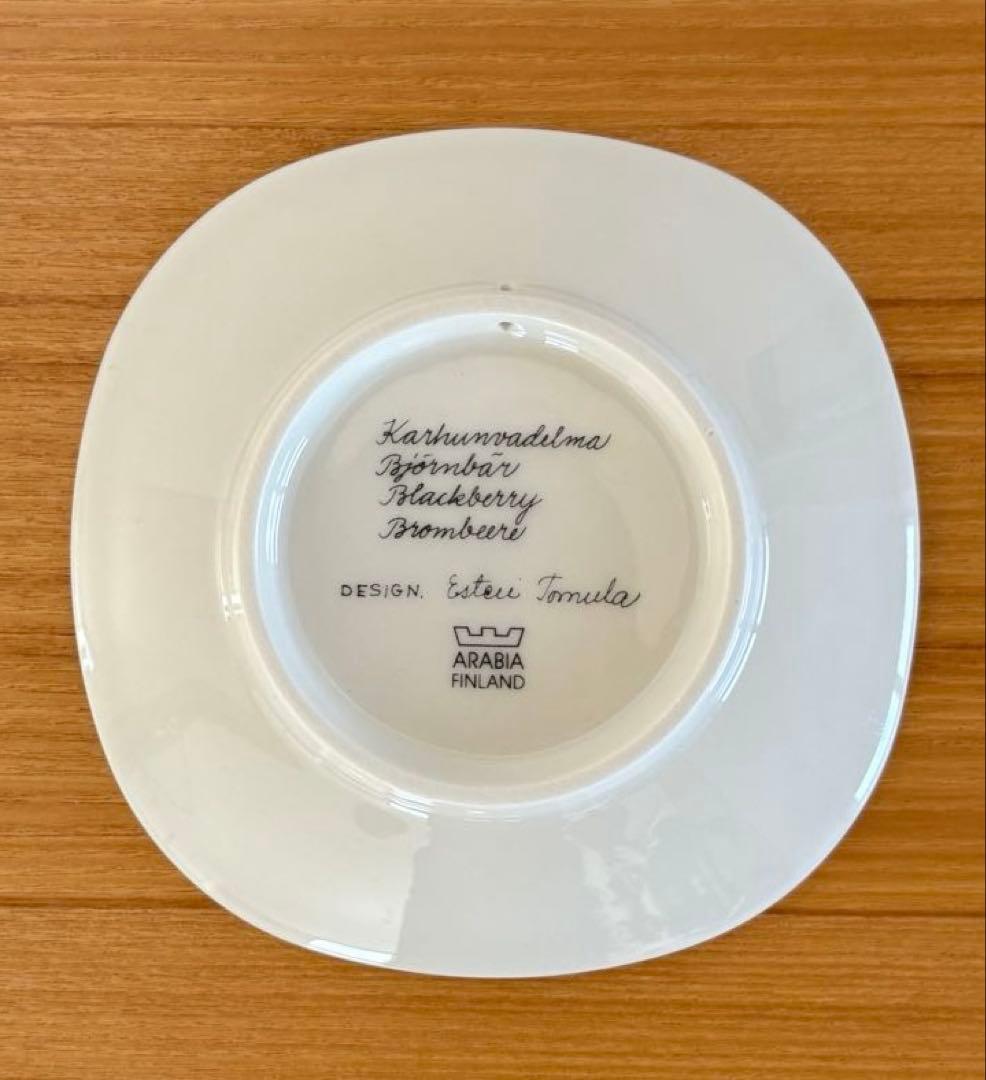 ARABIA エステリ・トムラ ボタニカ \"Rubus fruticosus\"