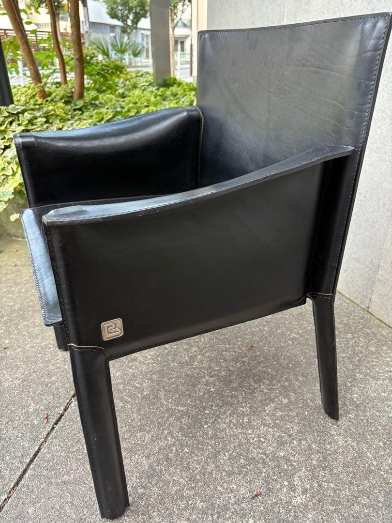 Italia BUSNELLI 本革　アームチェア