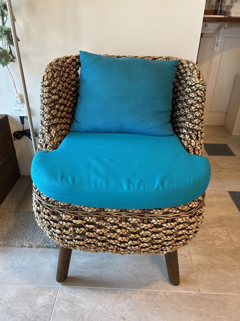 リゾート家具、バリ家具　　1人掛ソファ　 エメラルドグリーン