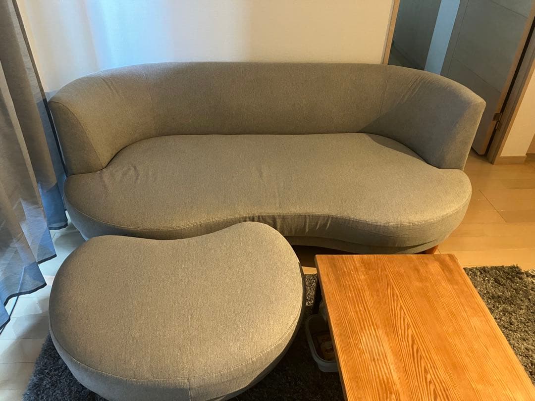 仙台 直接引き取り限定 曲線デザイン　ソファ オットマン付き