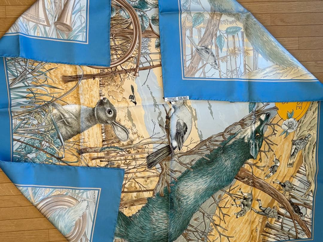 HERMESスカーフ　カレ90　森の狩猟