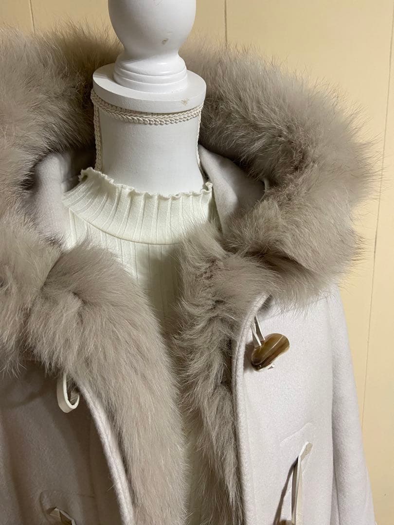 シップス 即完売　ファーダッフルコート