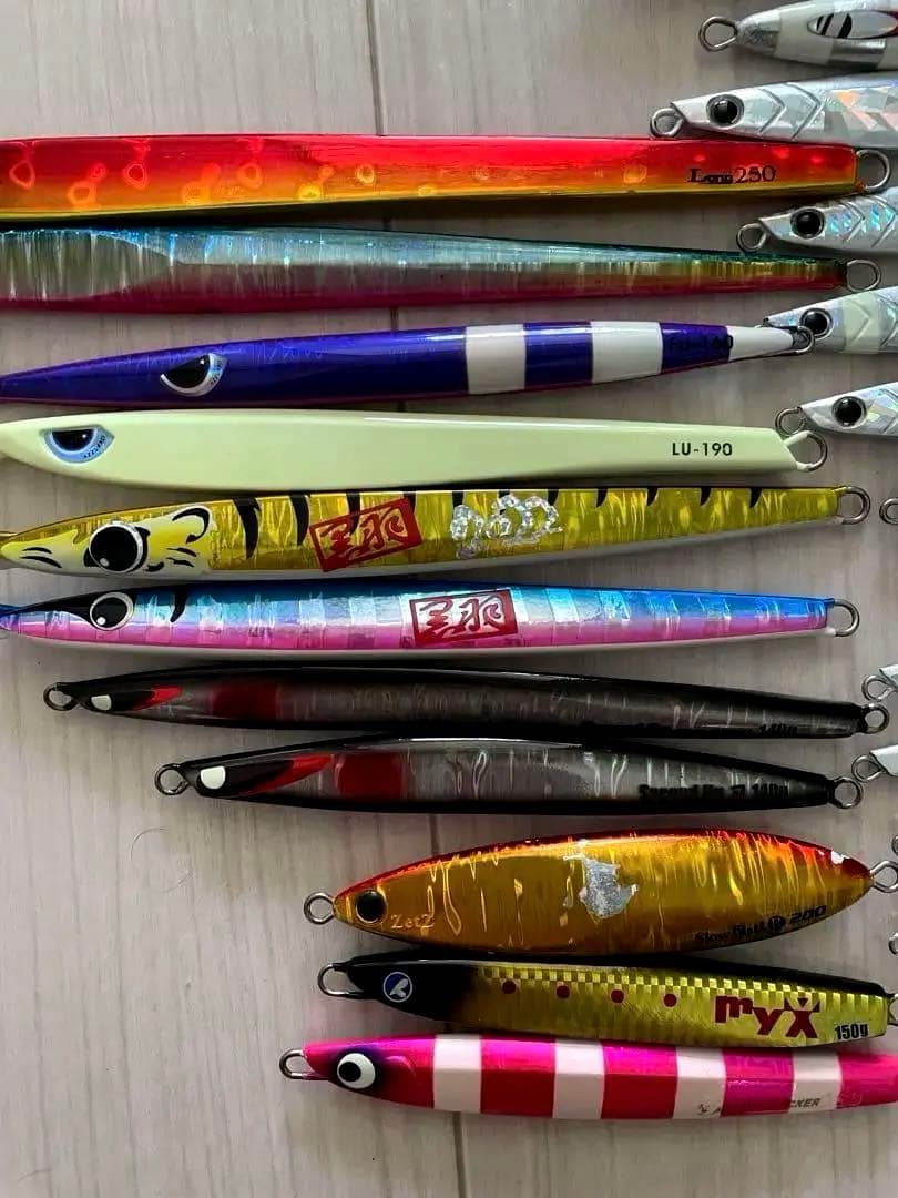 ルアー・フライ Sudesh Sanjeewa Para