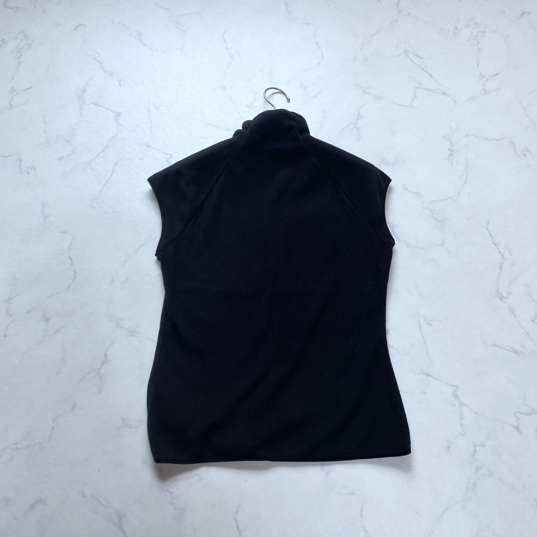 ヴィヴィアンタム モックネック フリース 花柄 刺繍 ノースリーブ 黒 1