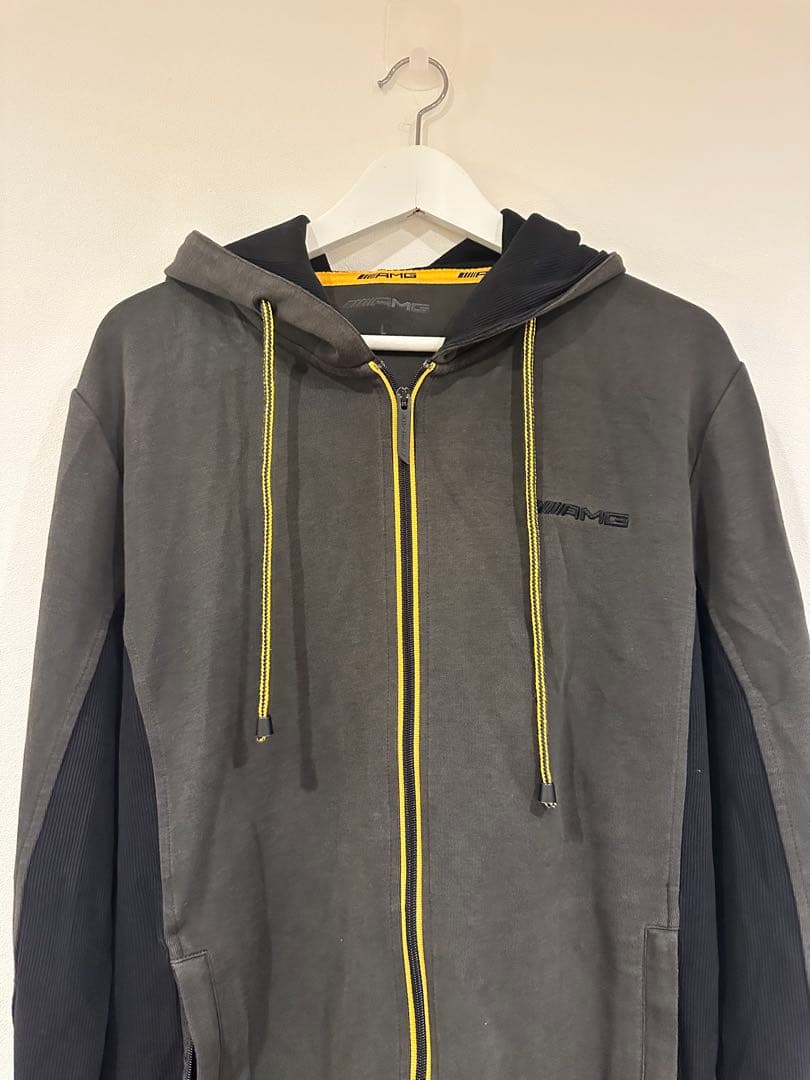 AMG パーカー　正規品　ベンツ　メルセデスベンツ　スウェット　トレーナー