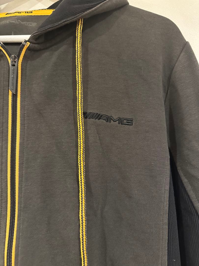 AMG パーカー　正規品　ベンツ　メルセデスベンツ　スウェット　トレーナー