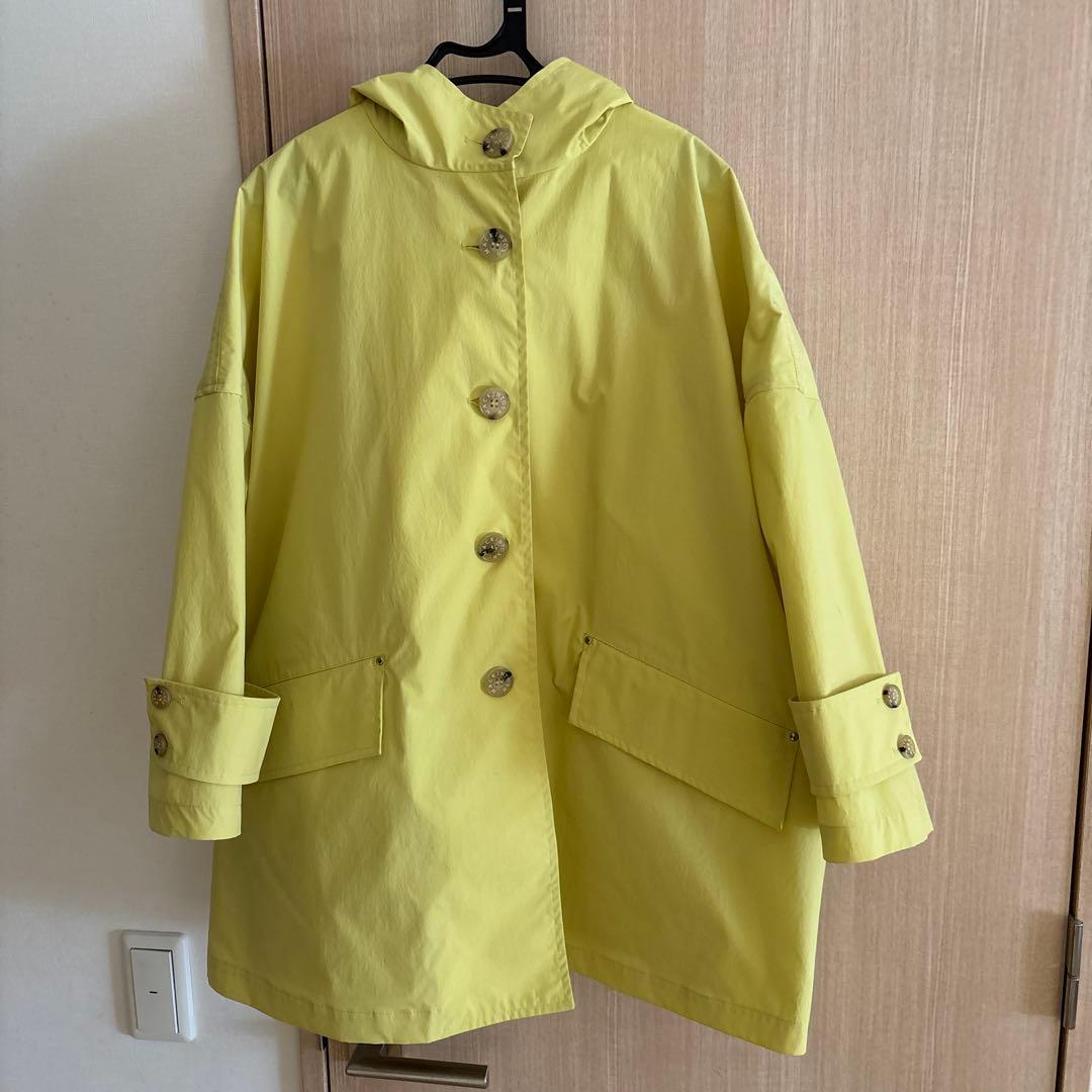 美品Macintosh イエロー　スプリングコート