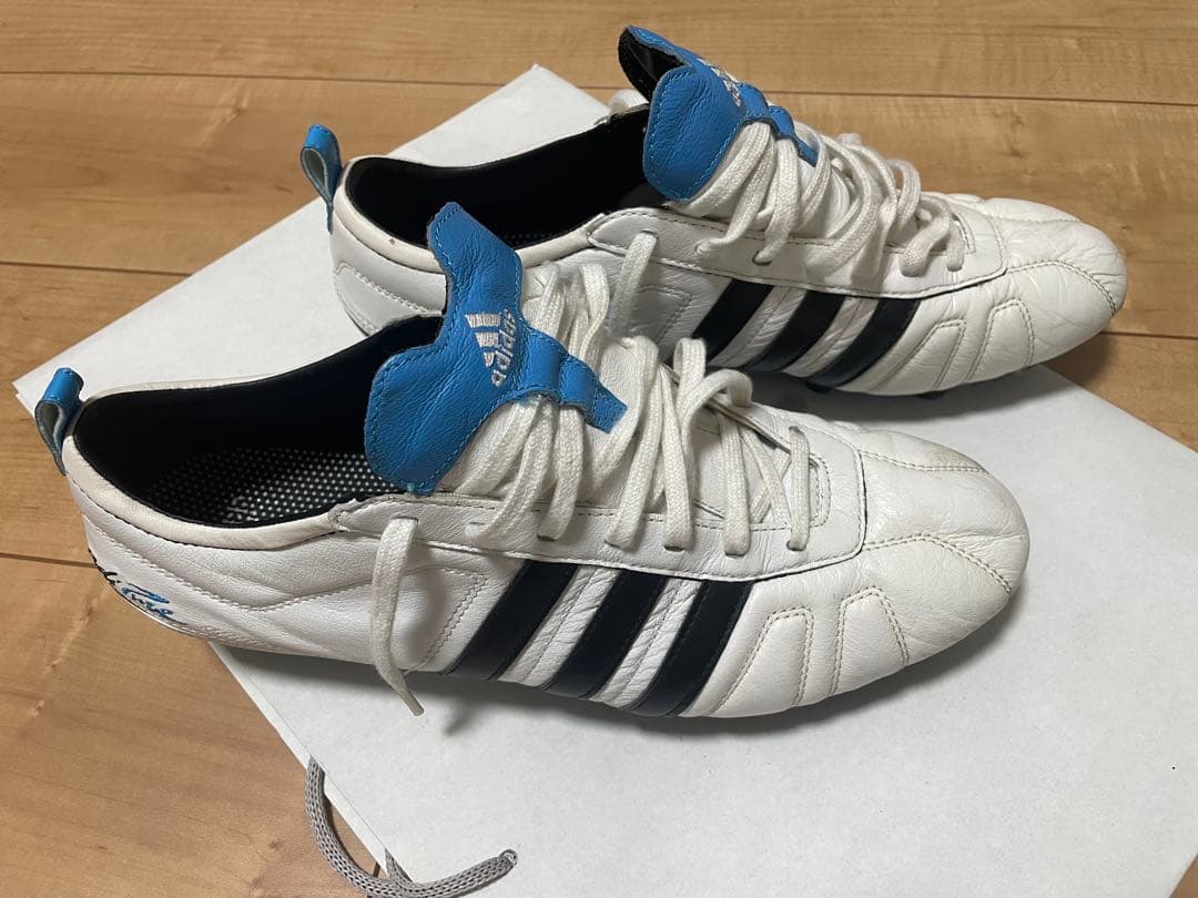 アディダス アディピュアジャパン4 ホワイト×ブラック×ブルー 28.5cm