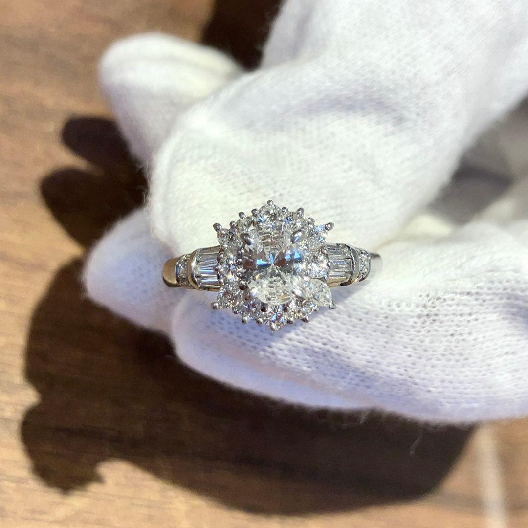 Pt900 天然ダイヤモンド 合計1.11ct 豪華 ヘイロー オーバル リング