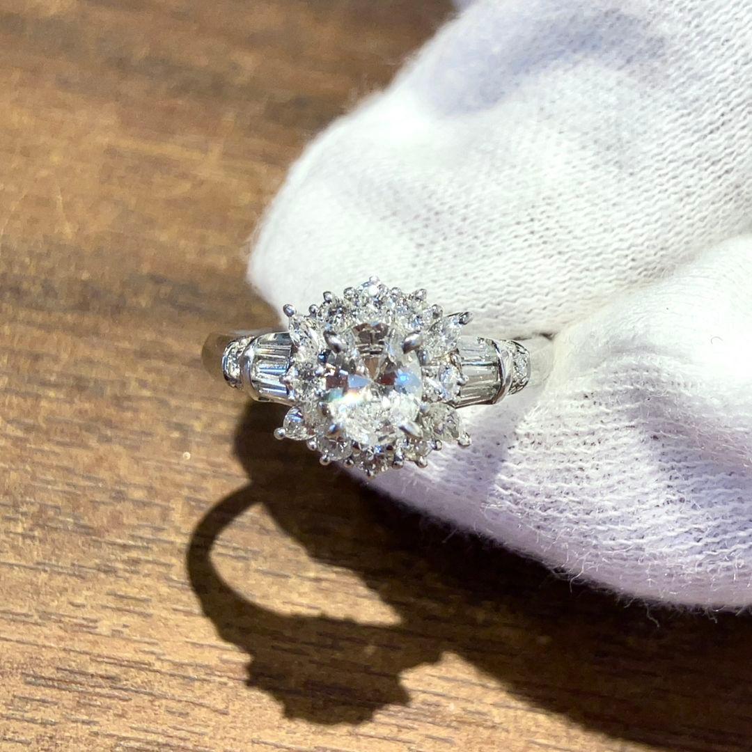 Pt900 天然ダイヤモンド 合計1.11ct 豪華 ヘイロー オーバル リング