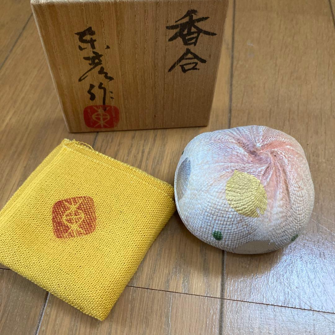 名工【伊藤元彦】布目彩泥 香合 芸術的な布目の景色 茶道具 未使用