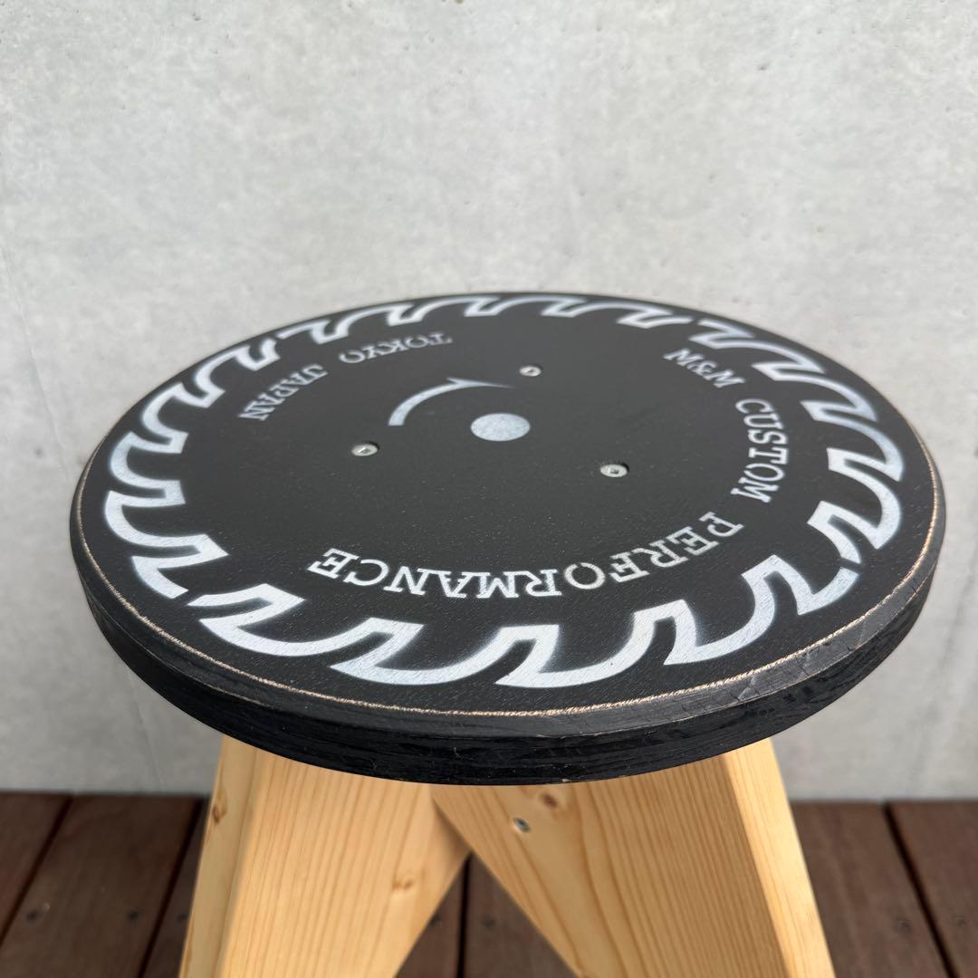 M&M カスタムパフォーマンス 木製スツール 椅子 チェア